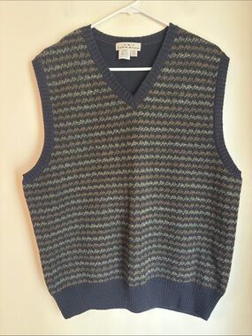 Eddie Bauer vintage 100% wool Navy sweater vest herringbone V-Neck men’s MD USA